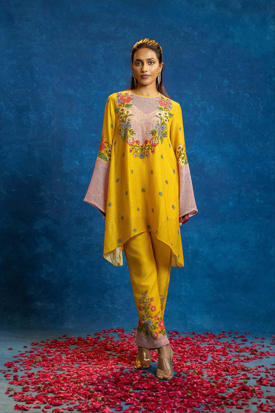 Sougat Paul Baghira Appiqued Kurta Set Yellow indian designer wear online shopping melange singapore 