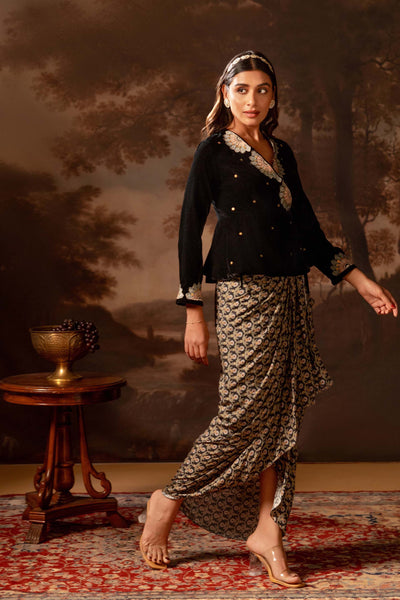Sougat Paul Eraya Embroidered Drape Skirt Set indian designer wear online shopping melange singapore
