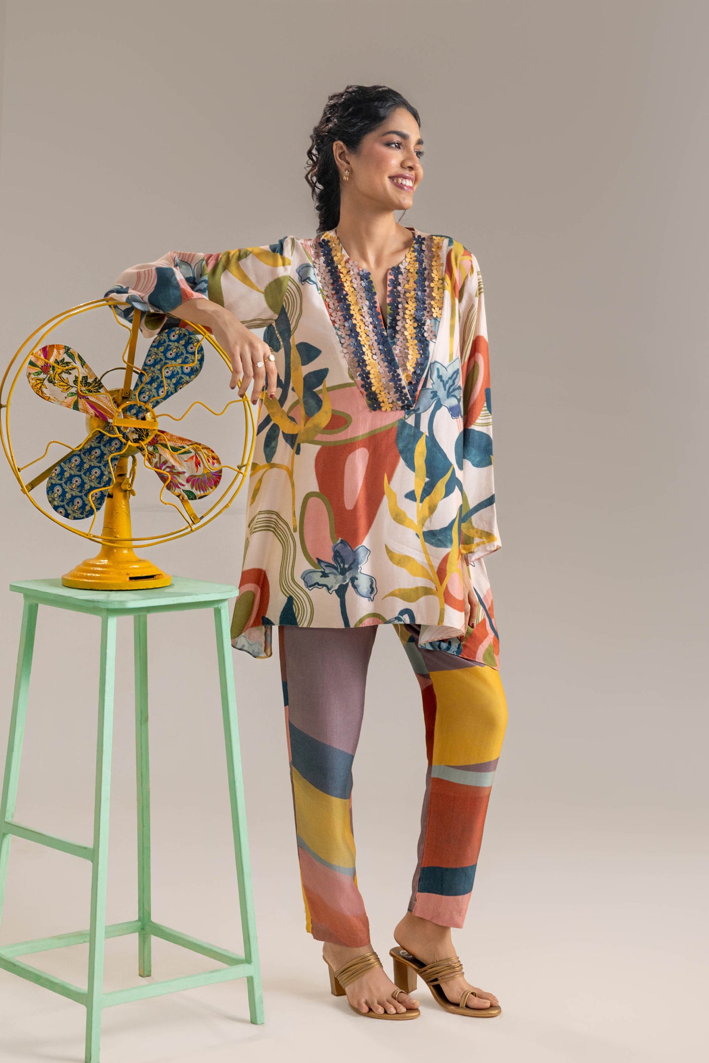 Sougat Paul Flora Embellished Co-ord Set indian designer wear online shopping melange singapore