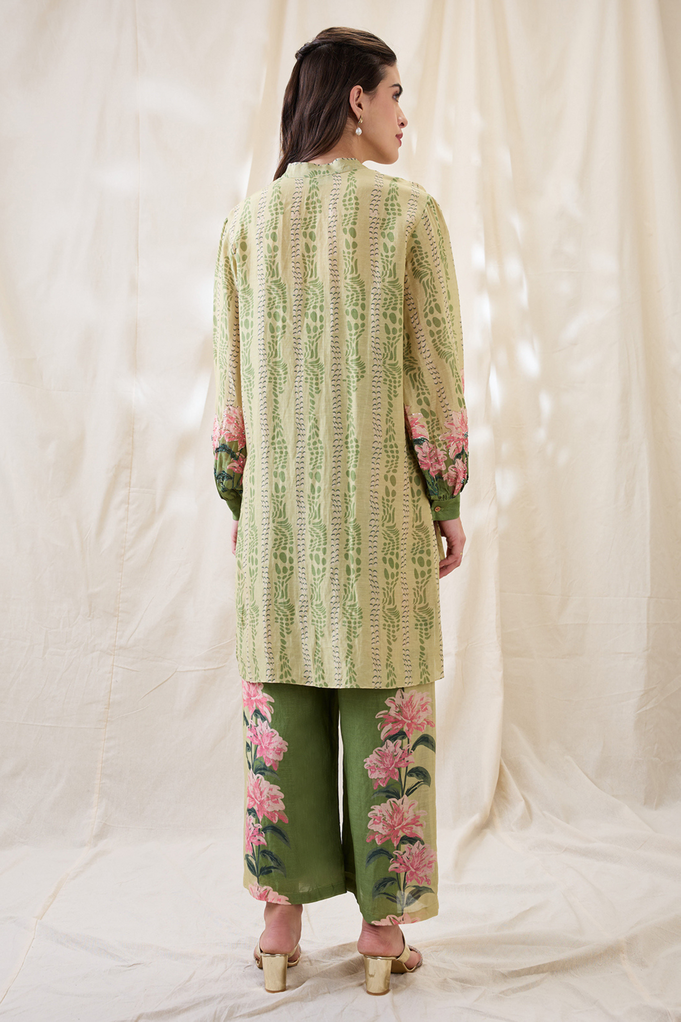 Sougat Paul Ravya Embellished Co-ord Set Indian designer wear online shopping melange singapore