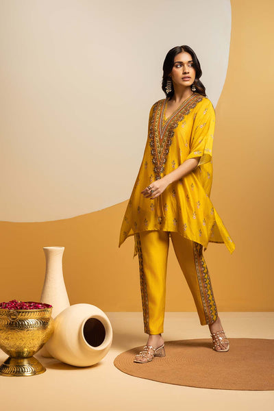 Sougat Paul Taarani Embellished V-neck Kurta Set indian designer wear online shopping melange singapore 