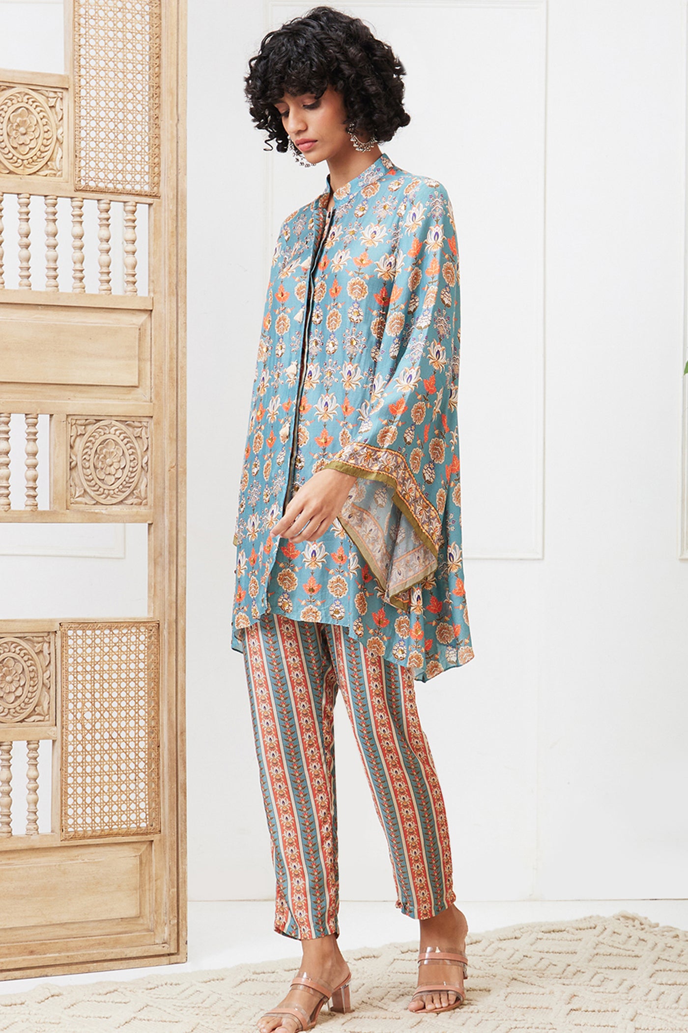 Sougat Paul Tabriz Embroidered Co-Ord Set indian designer wear online shopping melange singapore