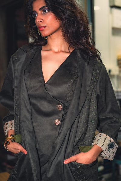 Style Junkie Olive Oversized Statement Blazer indian designer wear online shopping melange singapore
