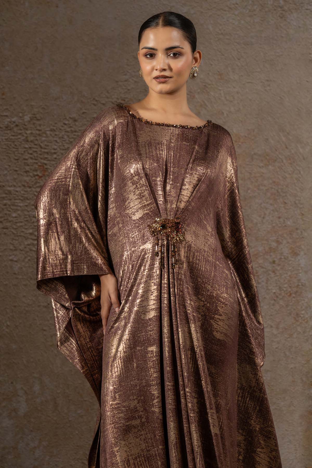 TARUN TAHILIANI Classic Draped Dress With Brooch indian designer wear online shopping melange singapore 