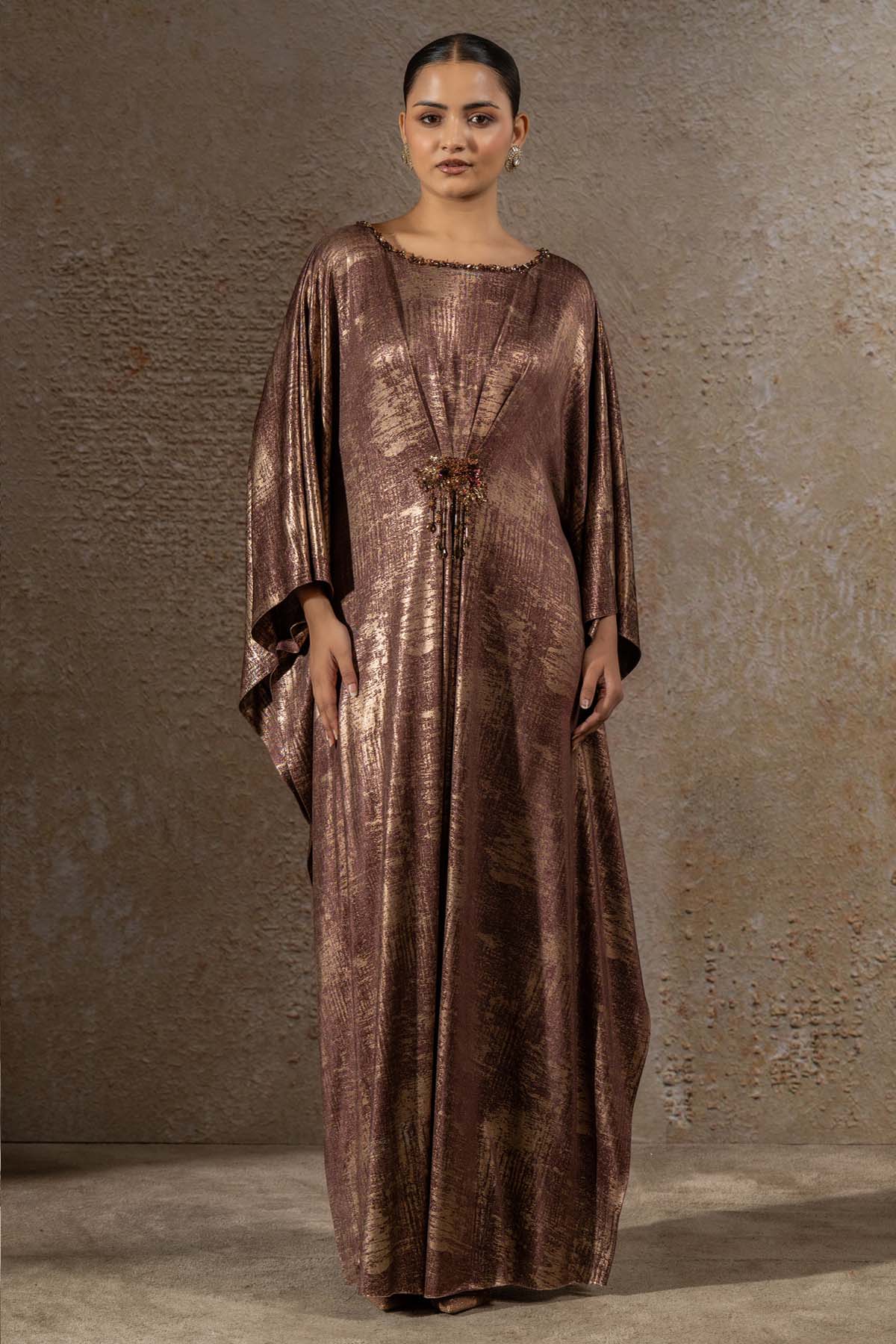 TARUN TAHILIANI Classic Draped Dress With Brooch indian designer wear online shopping melange singapore 