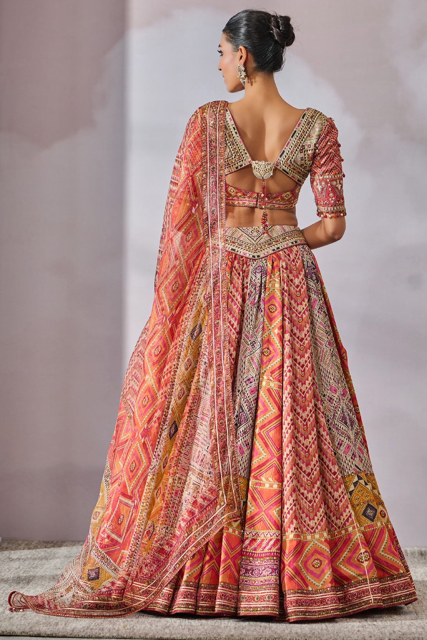 Tarun Tahiliani Blouse Dupatta Lehenga indian designer wear online shopping melange singapore