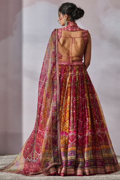 Tarun Tahiliani Blouse Dupatta Lehenga Fuchsia Gold indian designer wear online shopping melange singapore