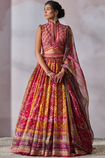 Tarun Tahiliani Blouse Dupatta Lehenga Fuchsia Gold indian designer wear online shopping melange singapore