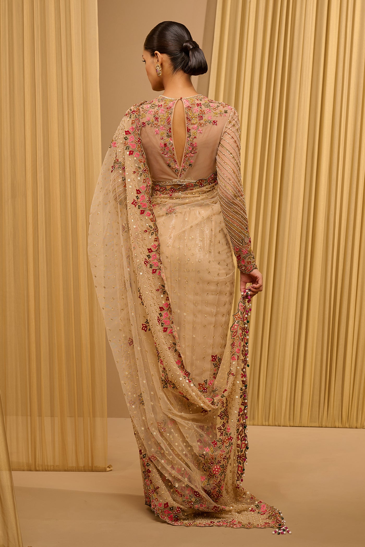 Tarun Tahiliani Classic Saree With Embroidered Cape Blouse indian designer wear online shopping melange singapore