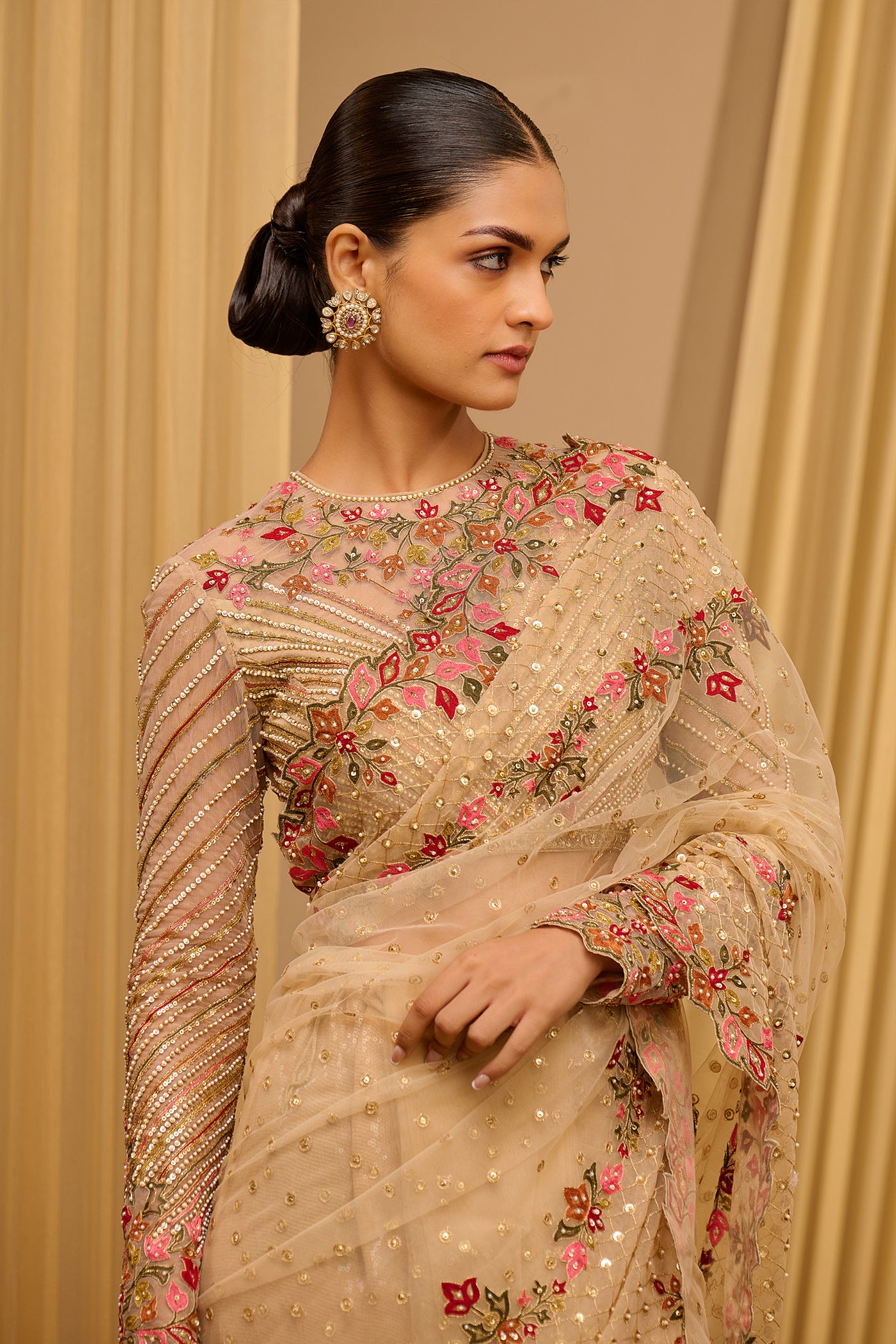 Tarun Tahiliani Classic Saree With Embroidered Cape Blouse indian designer wear online shopping melange singapore