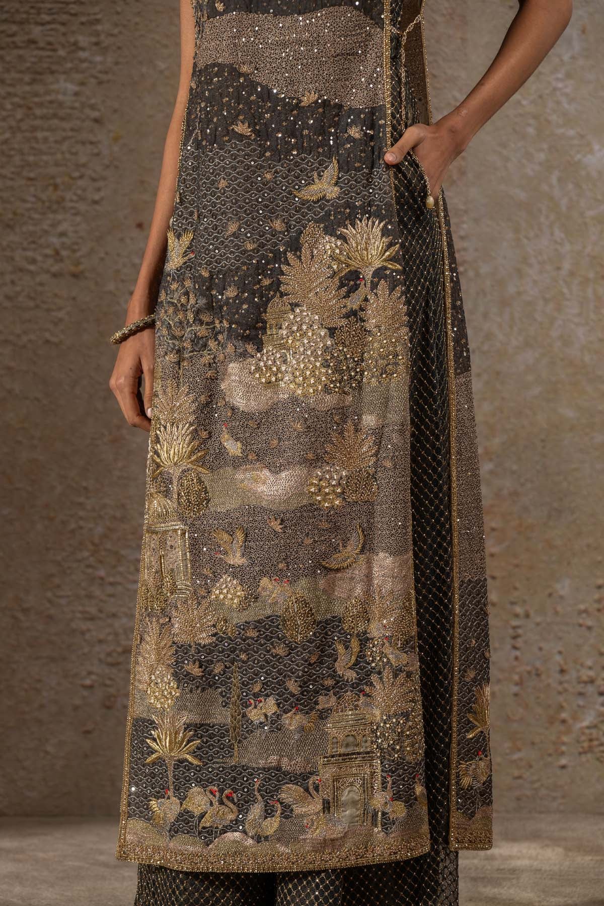 Tarun Tahiliani Embellished Pichwai Jumpsuit indian designer wear online shopping melange singapore 