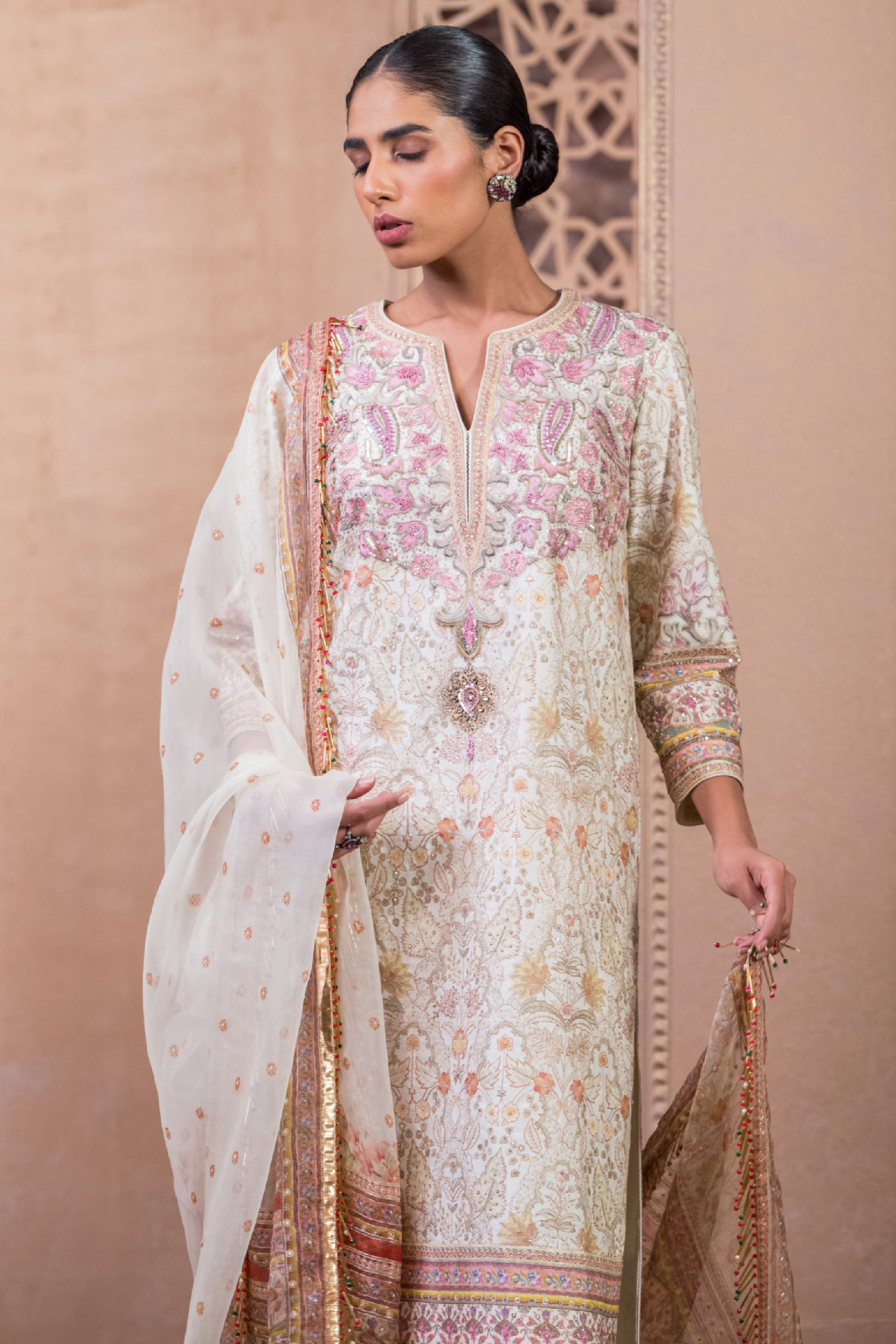 Tarun Tahiliani Kurta With Trousers and Dupatta indian designer wear online shopping melange singapore