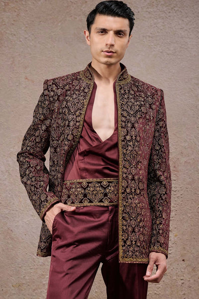 Tarun Tahiliani Menswear Antique Zardozi Velvet Bandhgala Set indian designer wear online shopping melange singapore 
