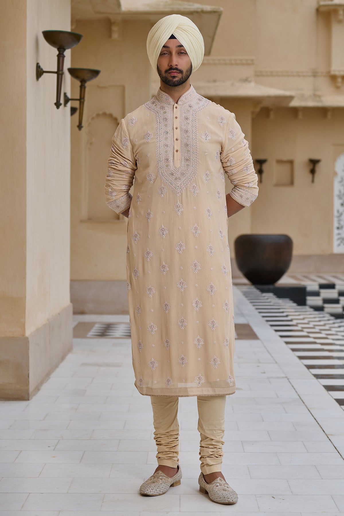 Tarun Tahiliani Menswear Classic Chikankari Embroidered Kurta Set indian designer wear online shopping melange singapore 