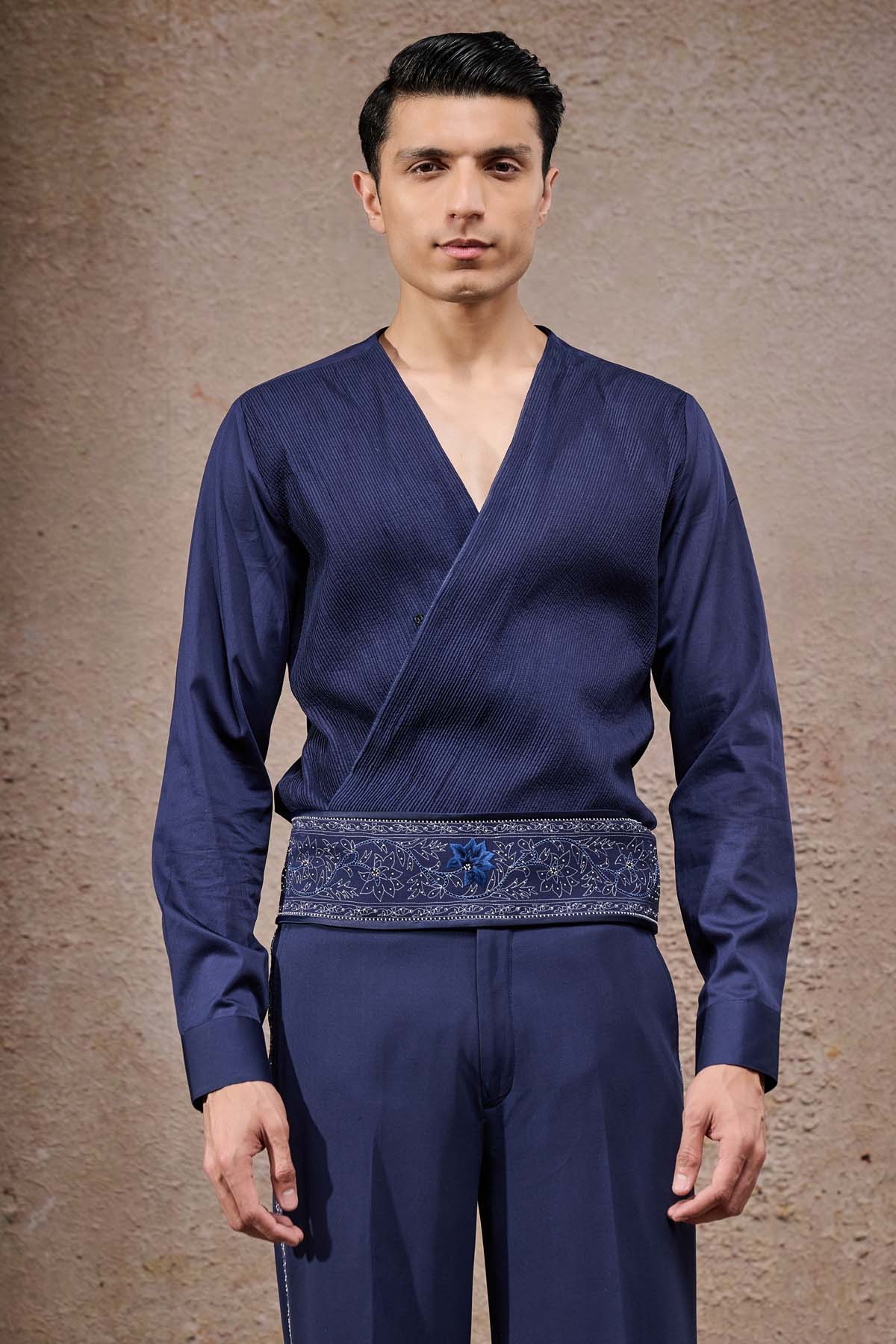 Tarun Tahiliani Menswear Embroidered Dual-Panel Sherwani Set indian designer wear online shopping melange singapore 