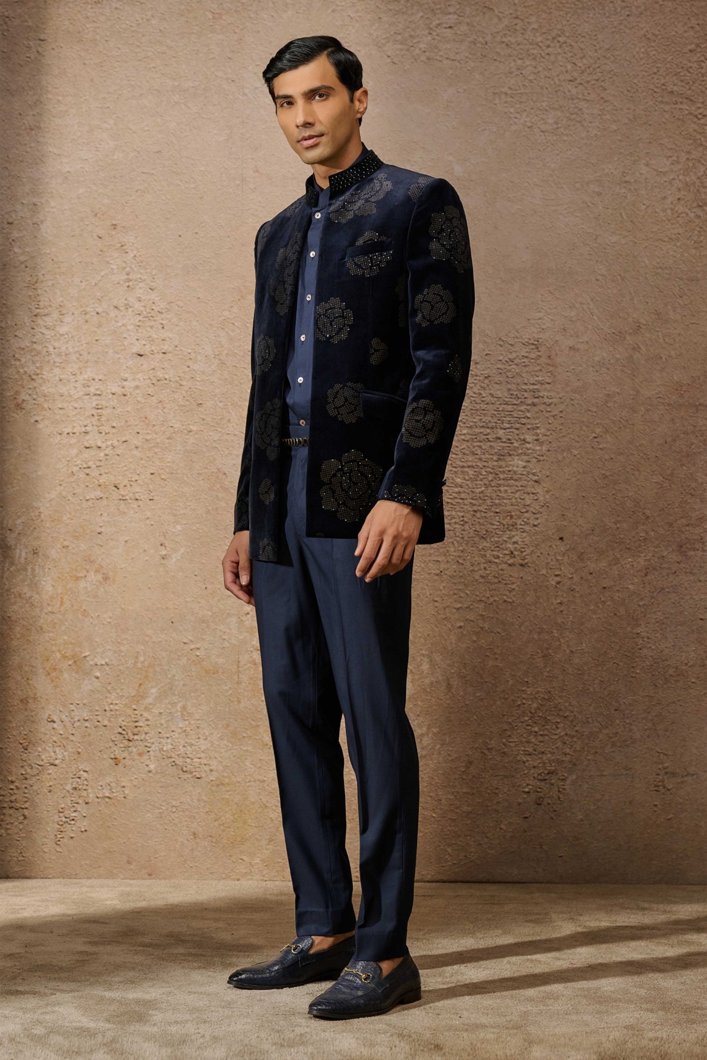 Tarun Tahiliani Menswear Indowestern Bandgala Set Navy indian designer wear online shopping melange singapore
