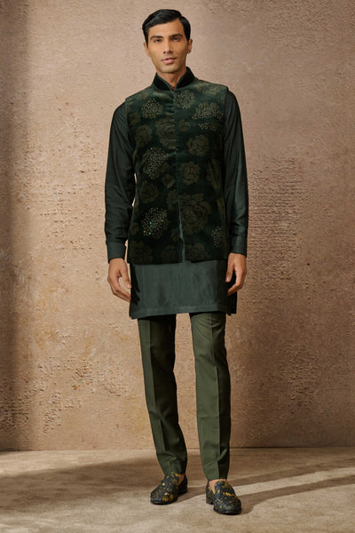 Tarun Tahiliani Menswear Indowestern Emerald Waistcoat Set indian designer wear online shopping melange singapore