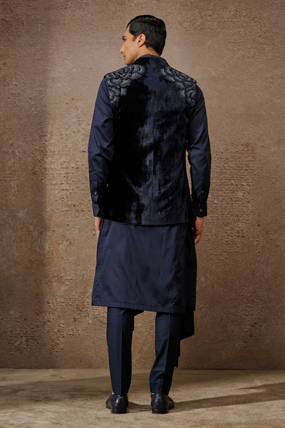 Tarun Tahiliani Menswear Indowestern Waistcoat Set Navy indian designer wear online shopping melange singapore
