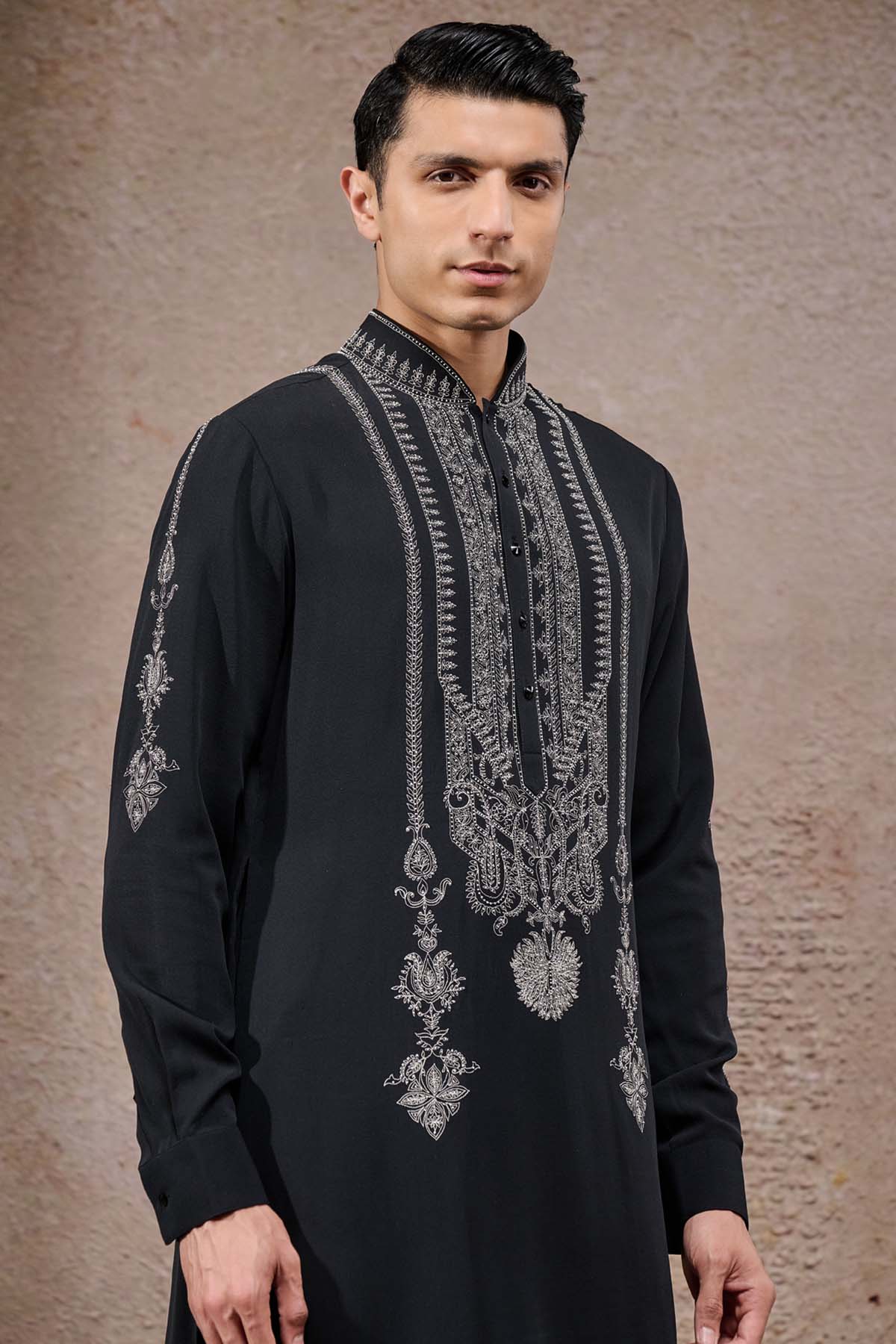Tarun Tahiliani Menswear Pearl-embroidered Short Kurta With Tousers indian designer wear online shopping melange singapore