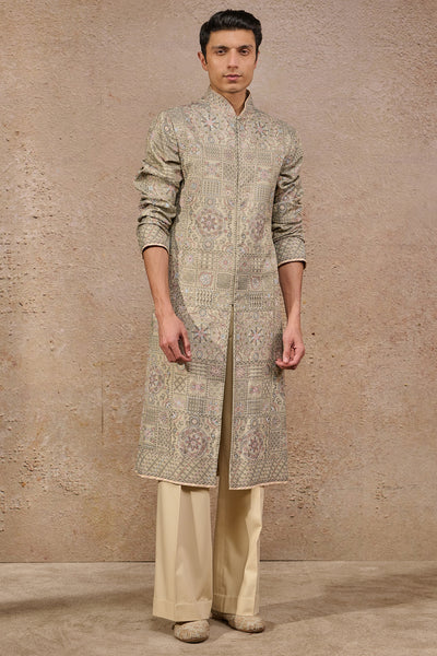 Tarun Tahiliani Menswear Resham Embroidered Classic Kurta indian designer wear online shopping melange singapore