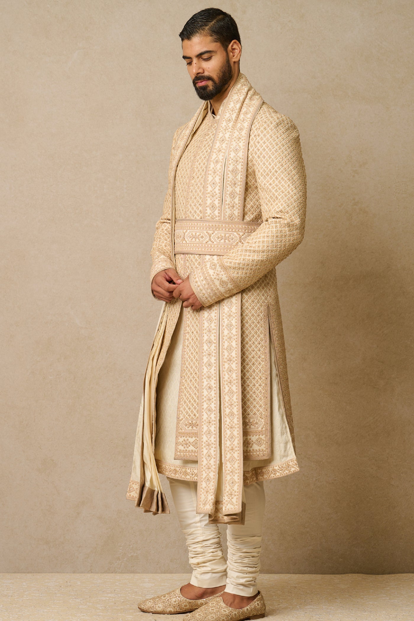 Tarun Tahiliani Menswear Sherwani Set Of 7 Ivory indian designer wear online shopping melange singapore