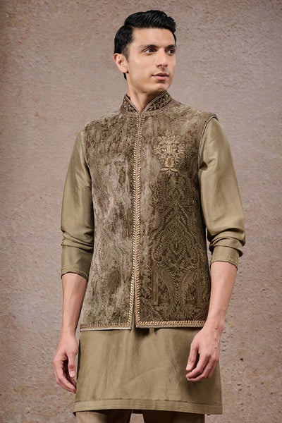 Tarun Tahiliani Menswear Tonal Zardozi Brooch Waistcoat Set indian designer wear online shopping melange singapore 