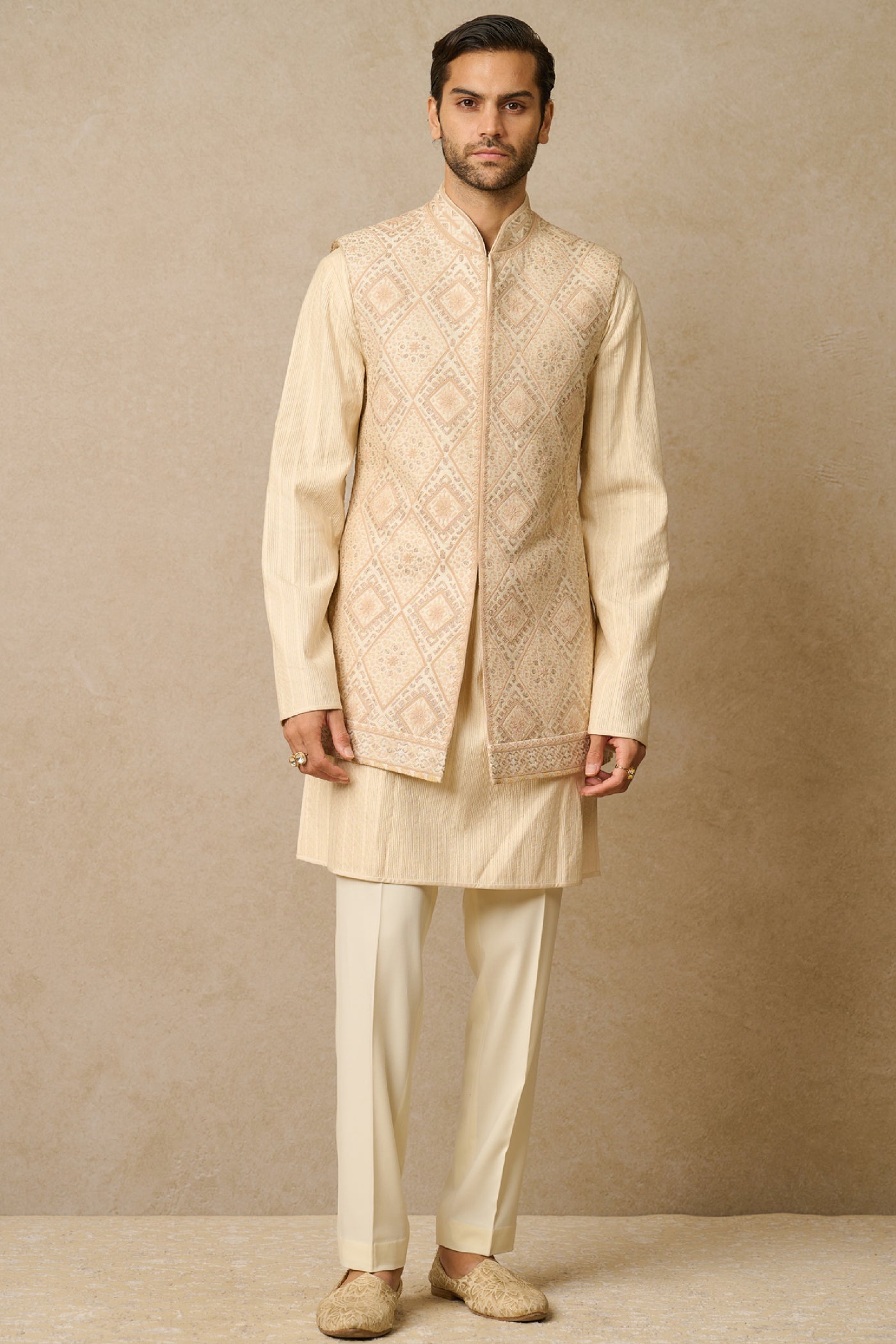 Tarun Tahiliani Menswear Waistcoat Ivory indian designer wear online shopping melange singapore