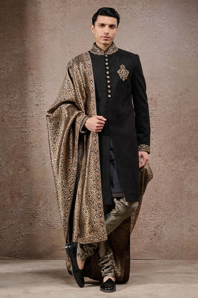 Tarun Tahiliani Menswear Zardozi Brocade Sherwani Set indian designer wear online shopping melange singapore 