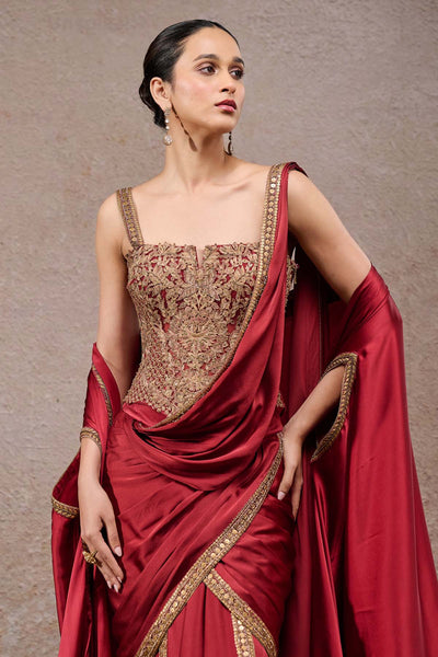 Tarun Tahiliani Mughal Concept Saree With Cape indian designer wear online shopping melange singapore 