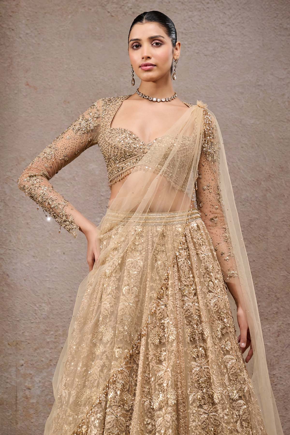 Tarun Tahiliani Mughal Embroidered Lehenga With Drape indian designer wear online shopping melange singapore 