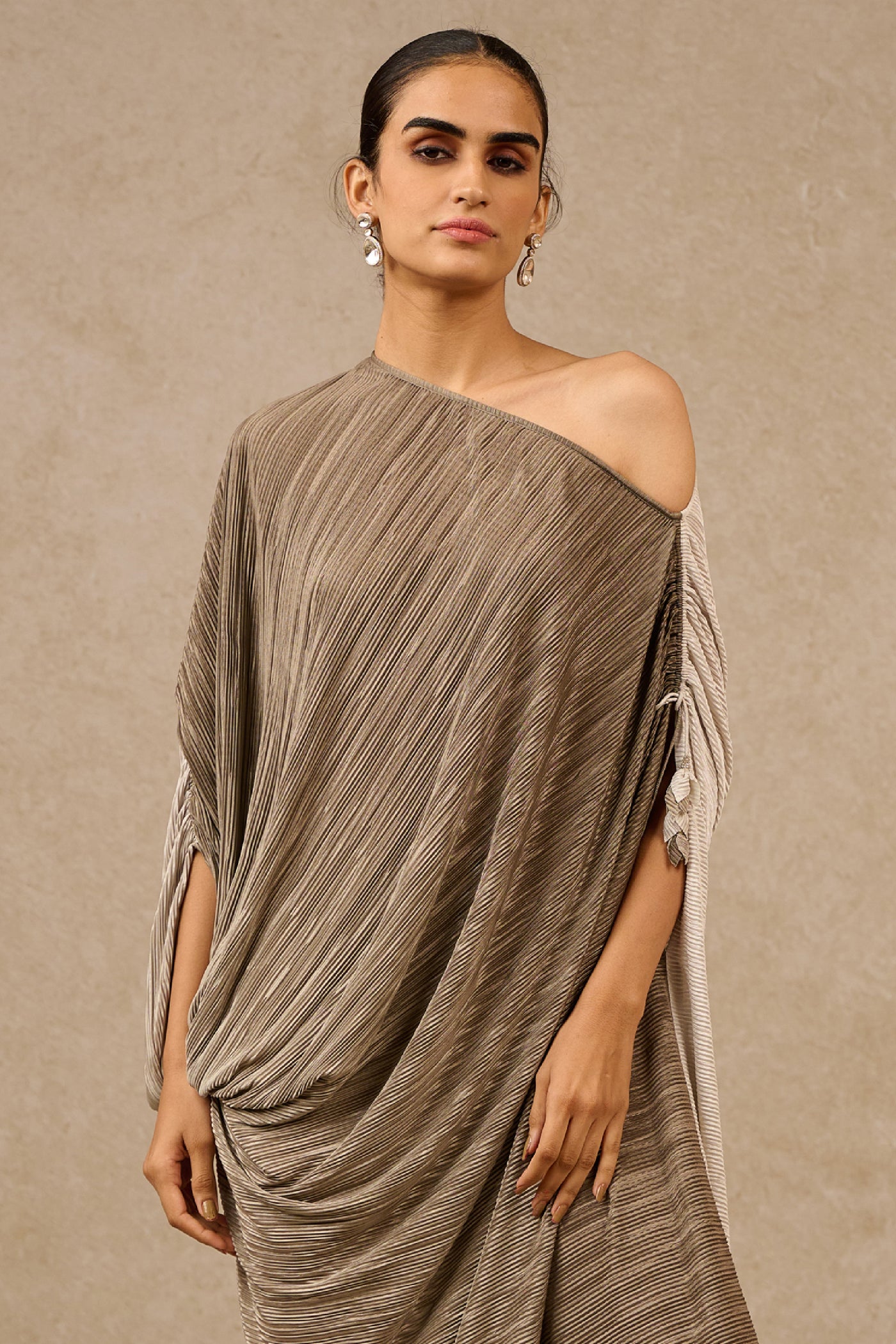 Tarun Tahiliani Oyster Ombre Kaftan designer wear online shopping melange singapore