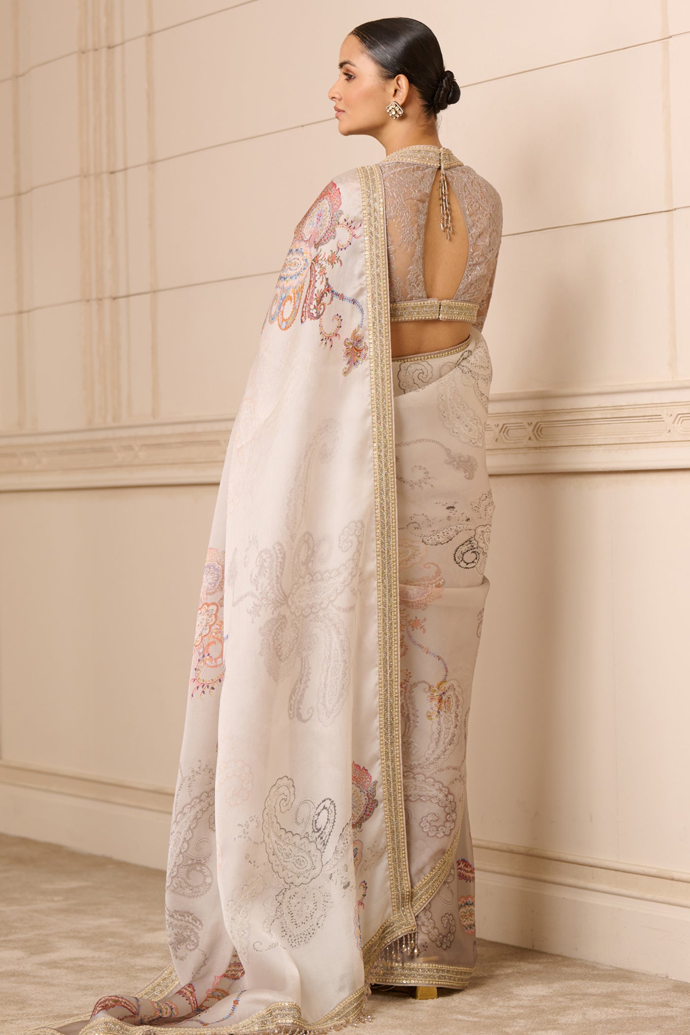 Tarun Tahiliani Printed Saree And Lace Blouse indian designer wear online shopping melange singapore
