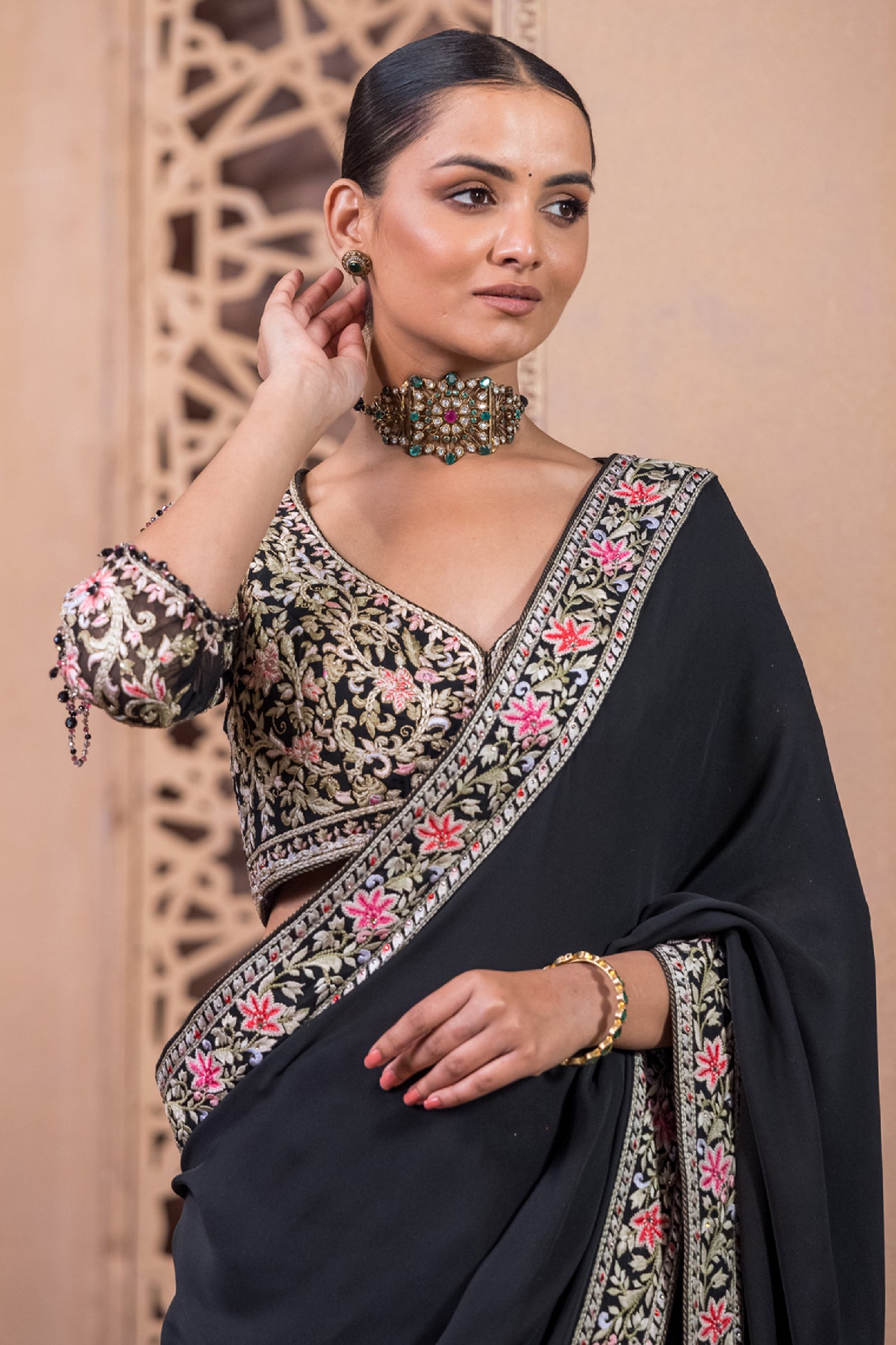 Tarun Tahiliani Saree And Blouse Black indian designer wear online shopping melange singapore