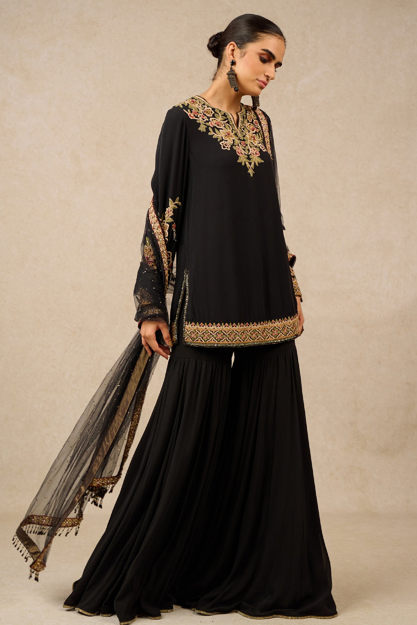 Tarun Tahiliani Sharara Kurta Dupatta Black Indian designer wear online shopping melange singapore