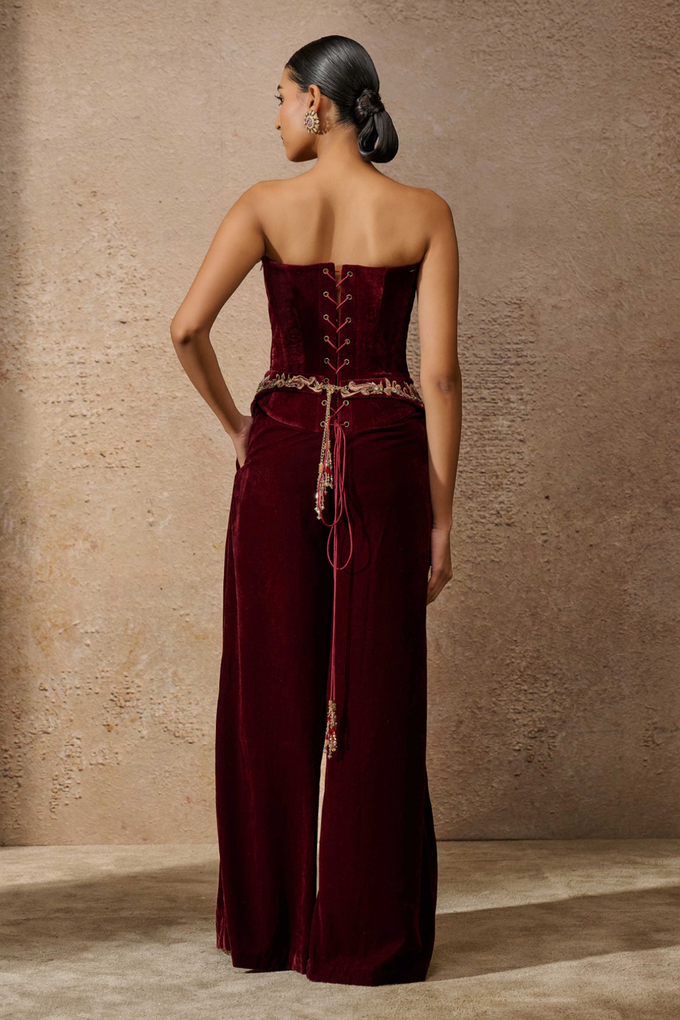 Tarun Tahiliani Signature Embroidered Co-Ord Set indian designer wear online shopping melange singapore