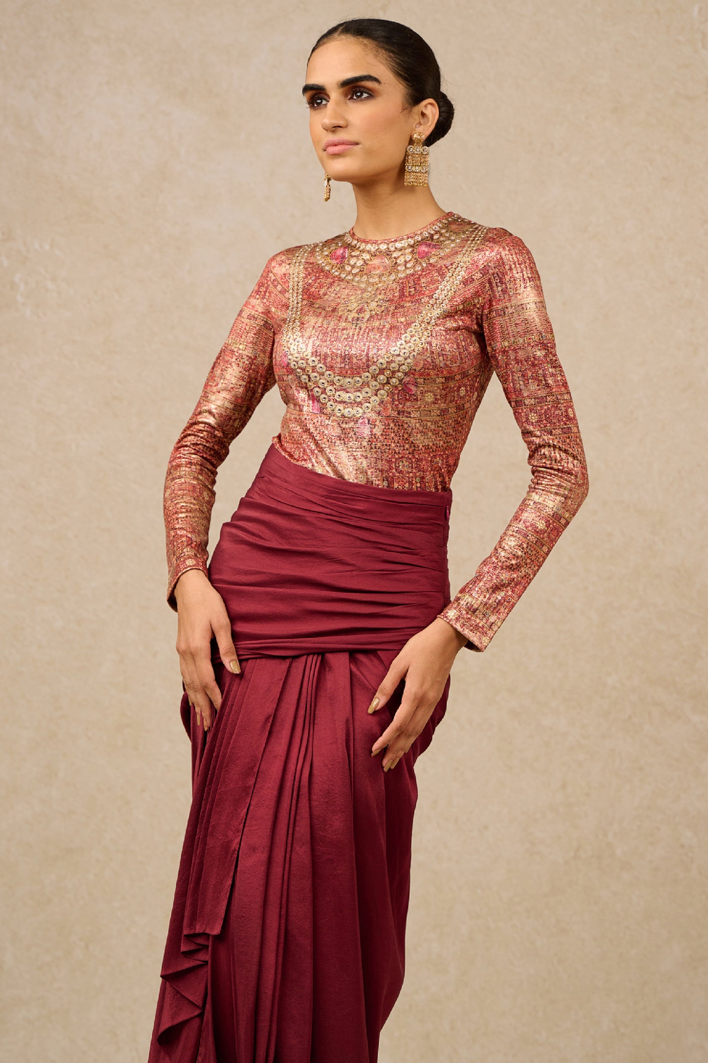 Tarun Tahiliani T-Shirt Skirt Indian designer wear online shopping melange singapore