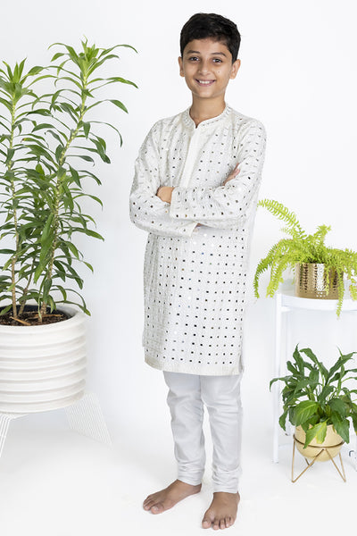 The Story Brand Stardust Mirror Kurta Set In Ivory Mirror Jaal indian designer wear online shopping melange singapore