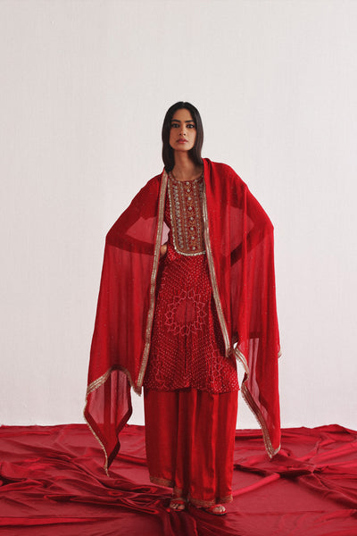 Twenty Nine Marodiwork Crushed Bandhani Silk Kurta Set indian designer wear online shopping melange singapore