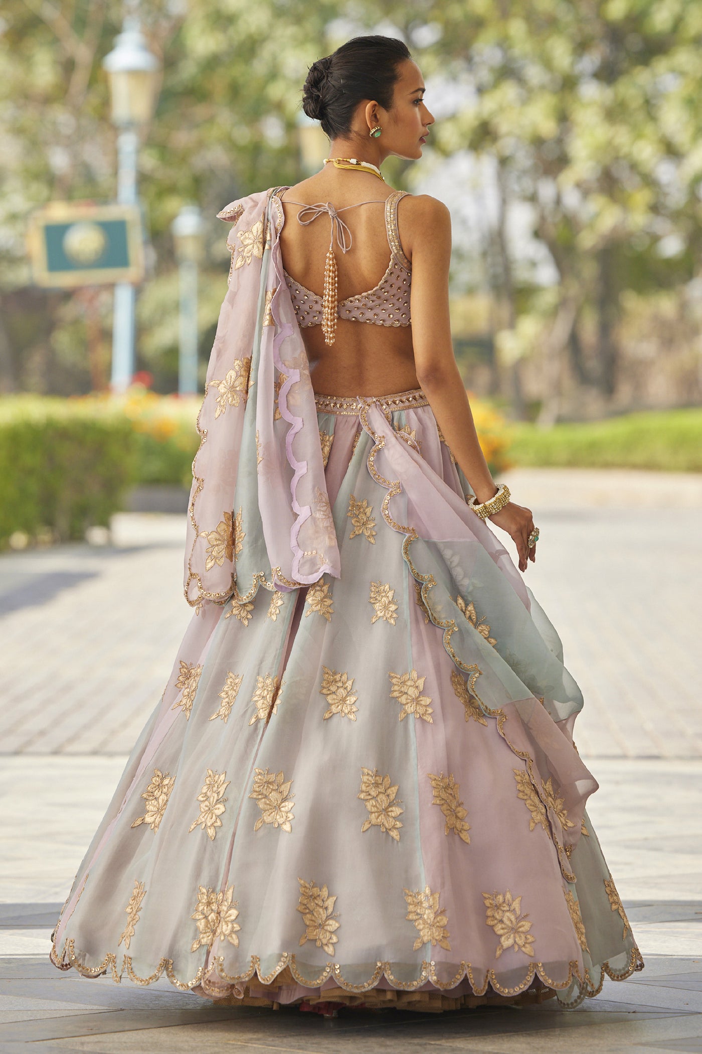 V Vani Vats Ash Pink Flower Lehenga Set indian designer wear online shopping melange singapore