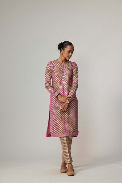 V Vani Vats Mud Mauve Multicolor Kurta Set indian designer wear online shopping melange singapore 
