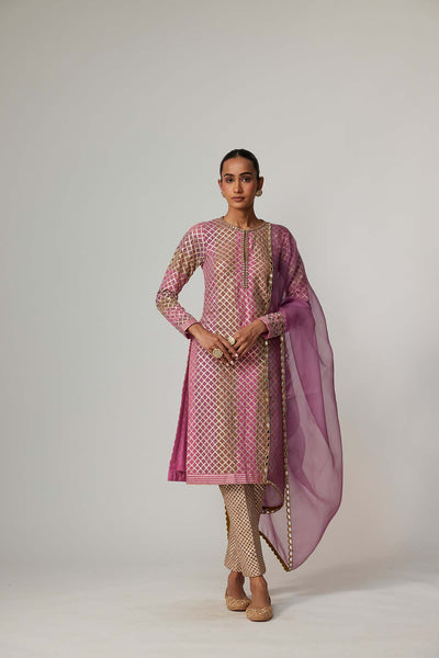 V Vani Vats Mud Mauve Multicolor Kurta With Dupatta Set indian designer wear online shopping melange singapore 