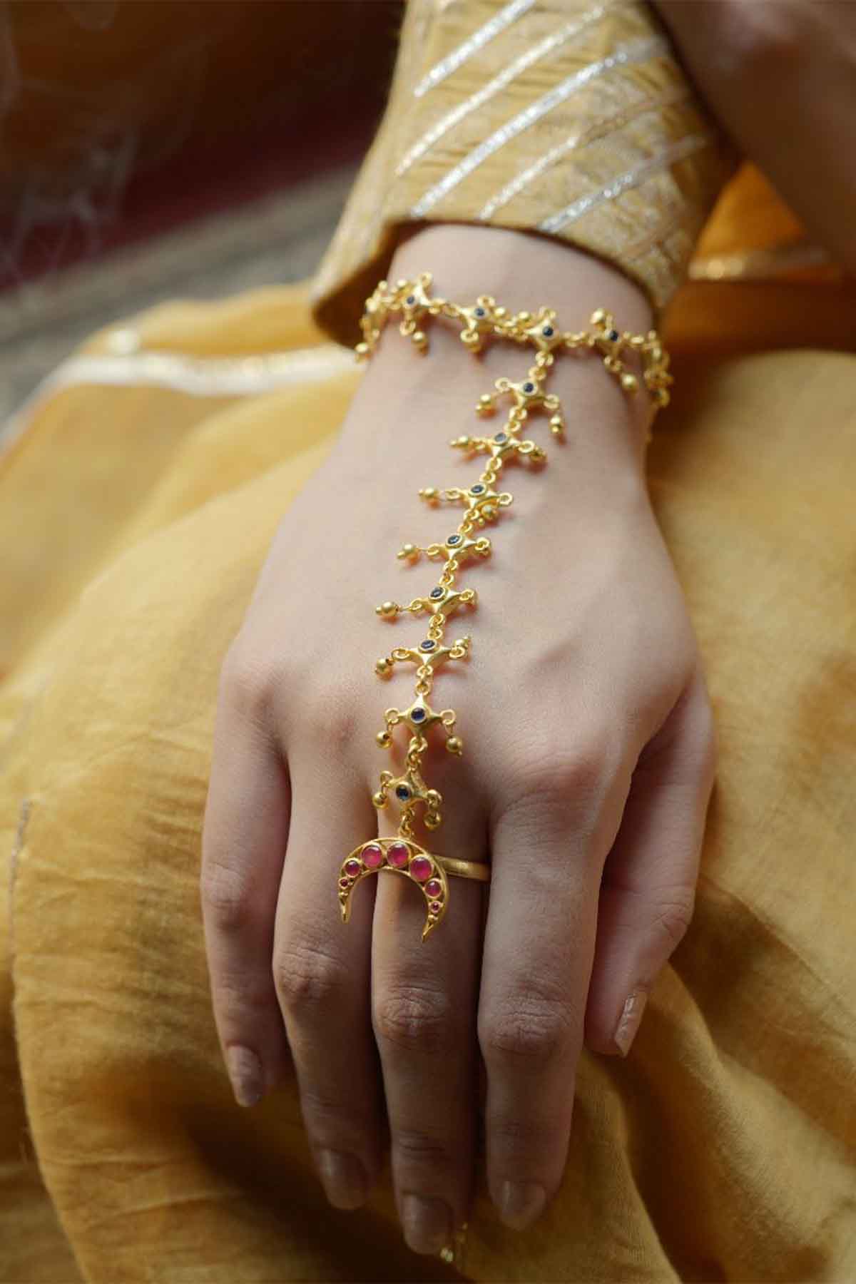 Zariin Moonlit Glory Haath Phool indian designer wear online shopping melange singapore 