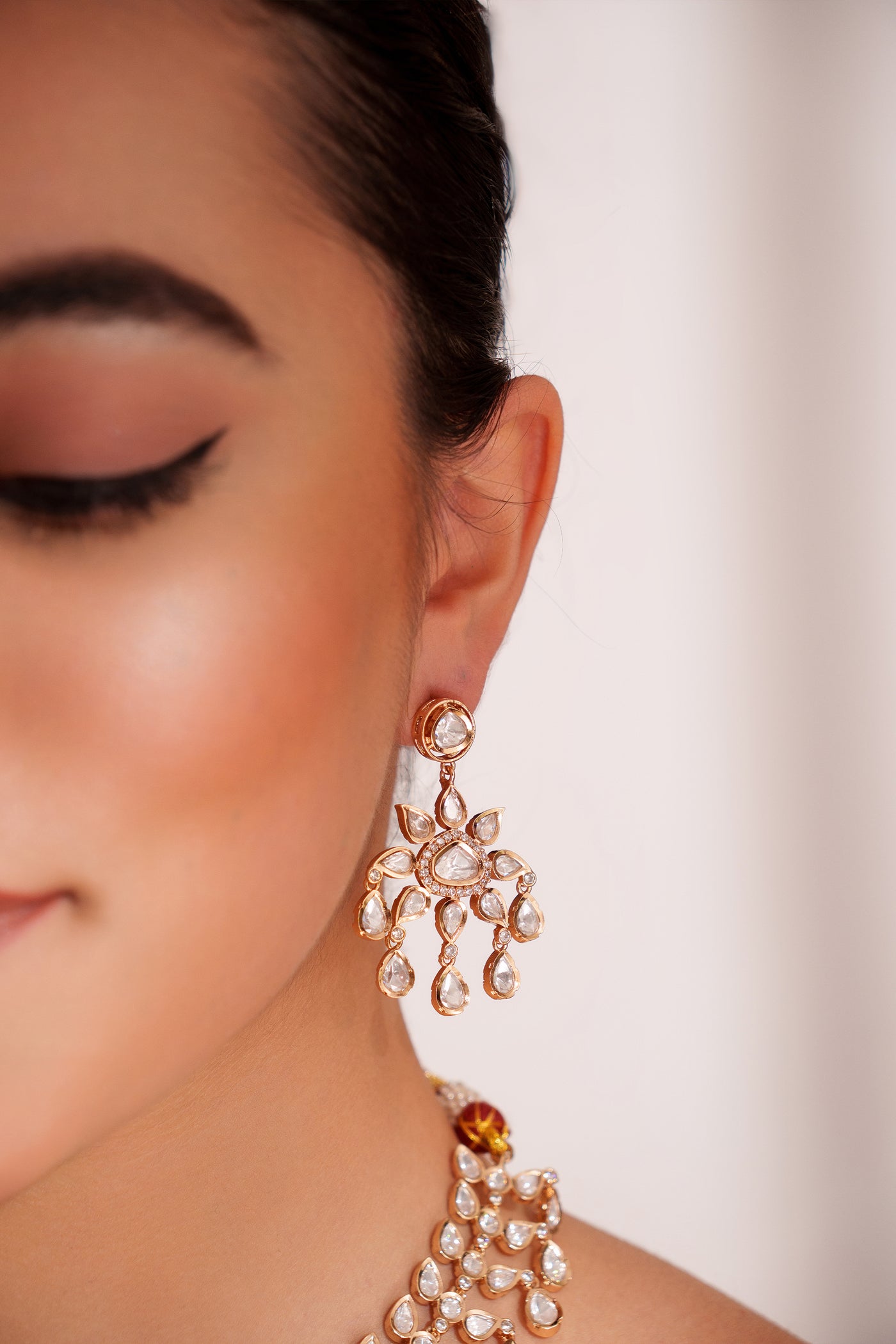 Zevar Classy Kundan Choker Set With Elegant Pair Of Earrings indian designer wear online shopping melange singapore