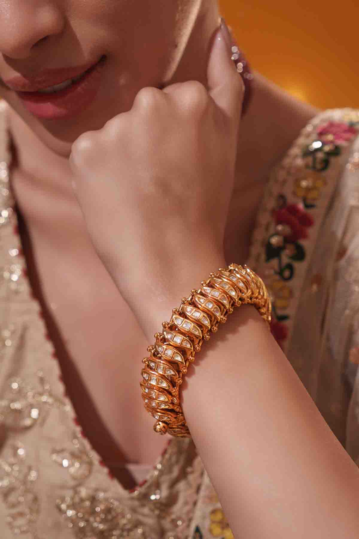 Zevar Elegant And Classic Kundan Bracelet indian designer wear online shopping melange singapore