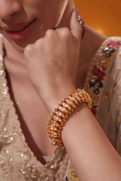Zevar Elegant And Classic Kundan Bracelet indian designer wear online shopping melange singapore