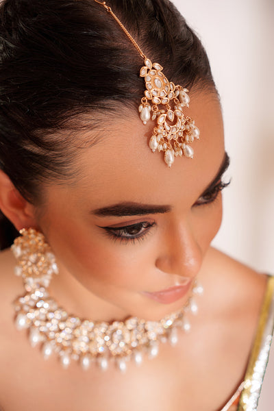 Zevar Kundan Necklace Set With Earrings And Maangtikka indian designer wear online shopping melange singapore