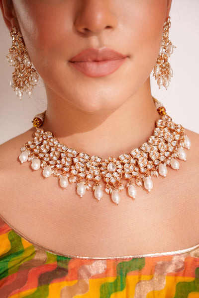 Zevar Kundan Necklace Set With Earrings And Maangtikka indian designer wear online shopping melange singapore