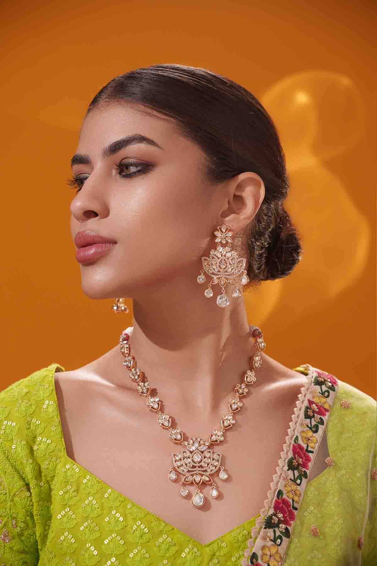 Zevar Stylish And Classic Gold Kundan Necklace Set indian designer wear online shopping melange singapore 