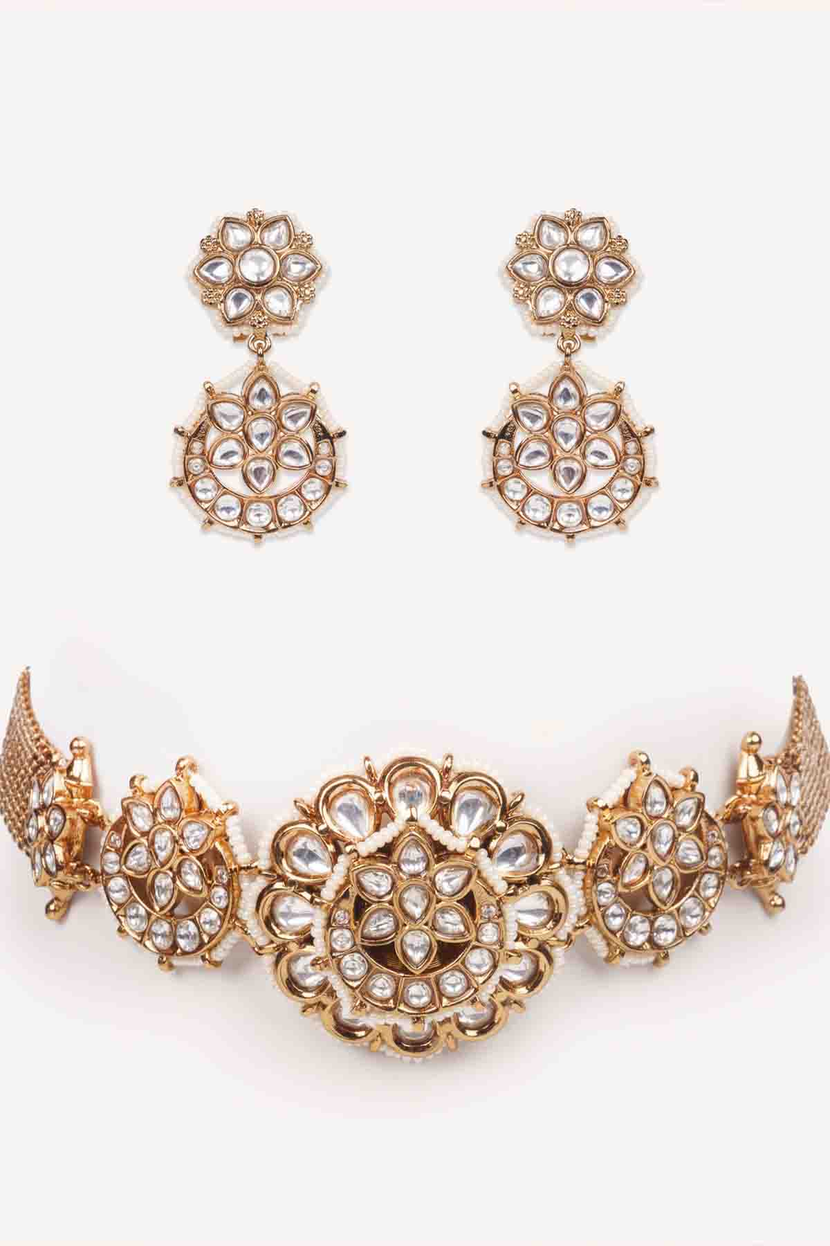 Zevar Traditional Yet Dramatic Kundan Choker Set indian designer wear online shopping melange singapore 
