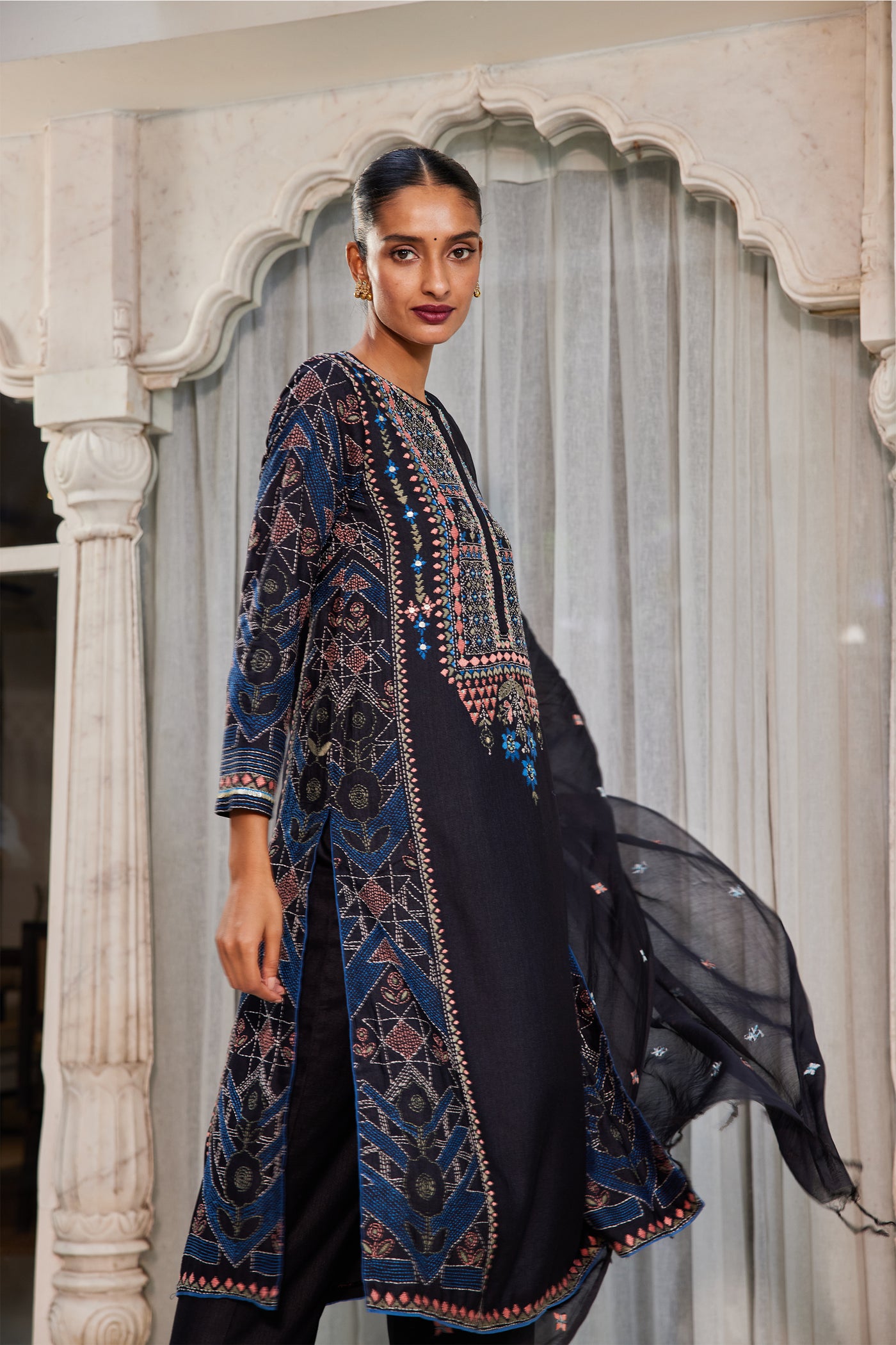 anita dongre Ekaja Suit Set Black festive indian designer wear online shopping melange singapore